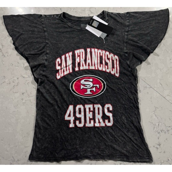 gameday couture Tops - NWT San Francisco 49ers Flutter Sleeve T-Shirt Womens Small Black Relaxed Fit